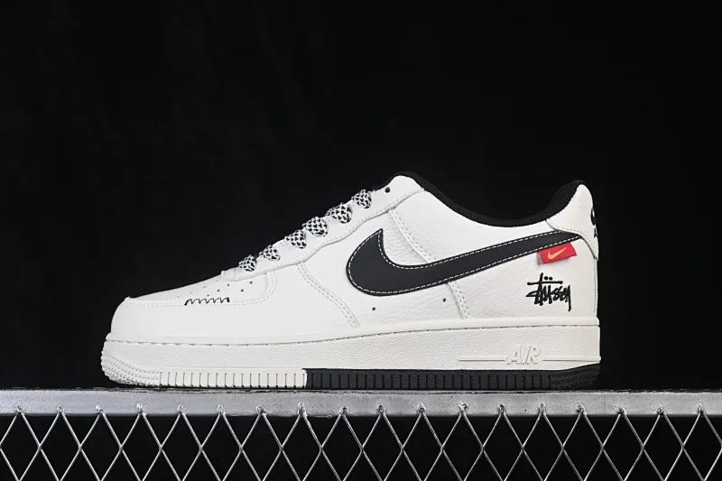 All categories Nk Air Force 1 Air Force series Nk Air Force 1 Low Air Force low-top Nike Air Force 1'07 Low black and white contrast Air Force 1 low-top casual sneakers MM3399-817